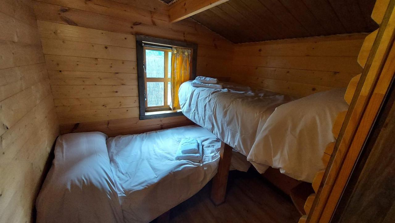 Camping Llavorsí מראה חיצוני תמונה
