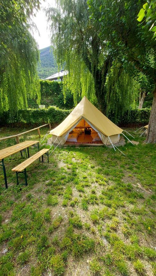 Camping Llavorsí מראה חיצוני תמונה