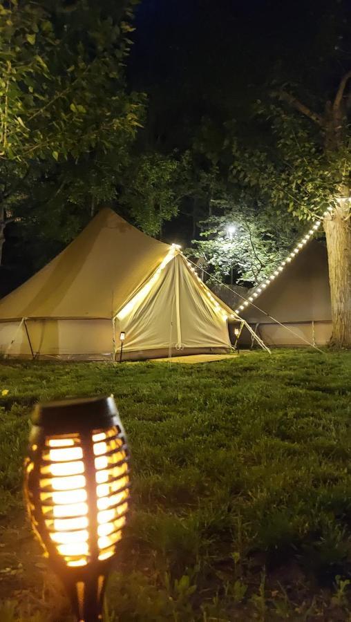 Camping Llavorsí מראה חיצוני תמונה