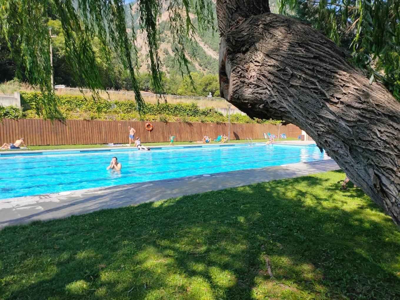 Camping Llavorsí מראה חיצוני תמונה