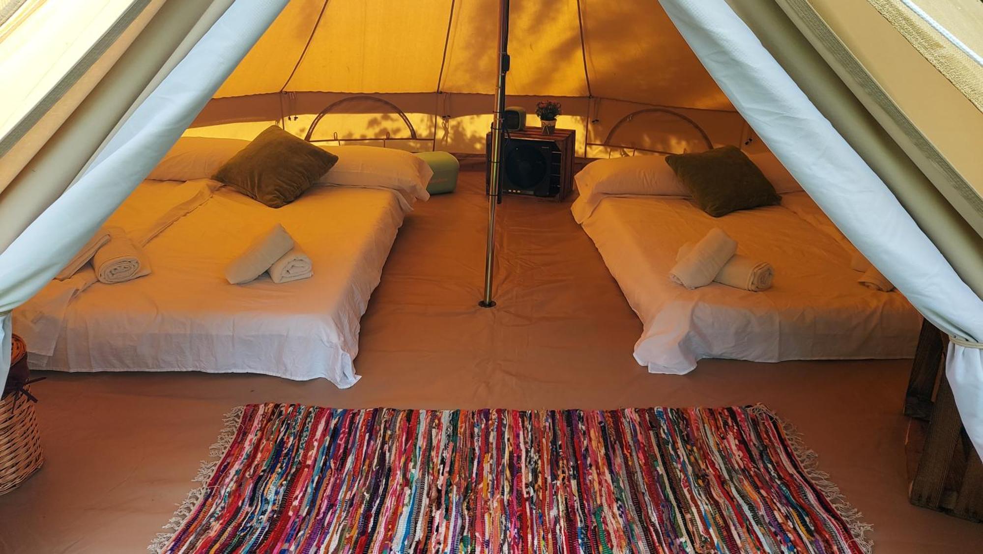 Camping Llavorsí מראה חיצוני תמונה