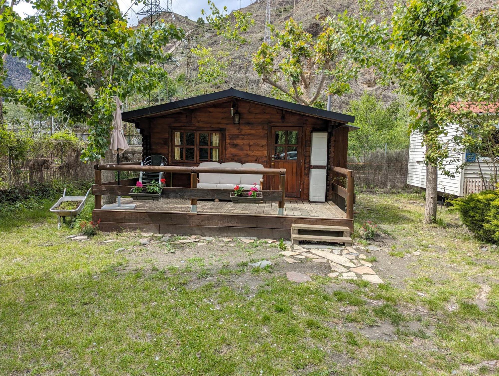 Camping Llavorsí מראה חיצוני תמונה